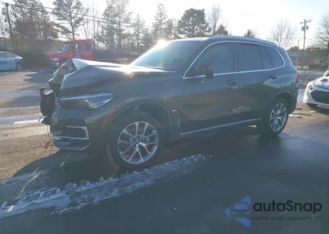 2023 BMW X5 Sdrive40I z USA, uszkodzony, nr VIN 5UXCR4C02P9R63931